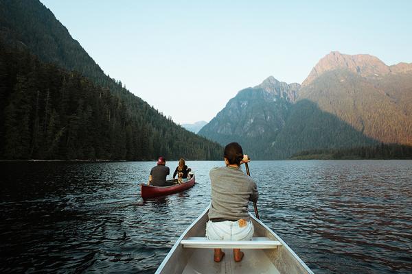 Sanborn Canoe Co. handmade canoes and paddles